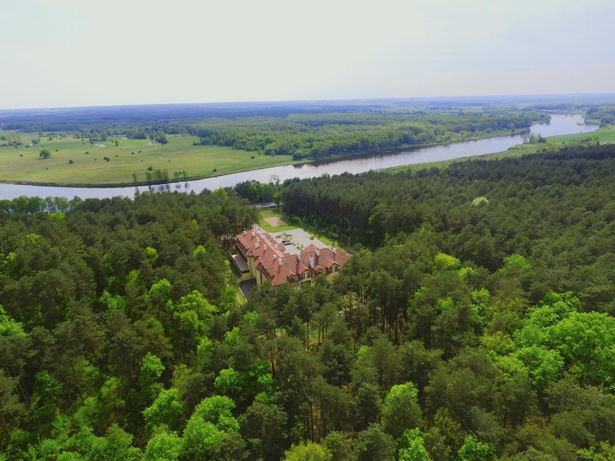 Hotel Drohicki Drohiczyn Kültér fotó